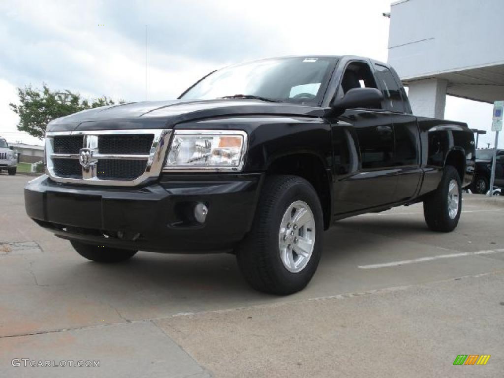 Brilliant Black Crystal Pearl 2011 Dodge Dakota ST Extended Cab 4x4 Exterior Photo #48595825