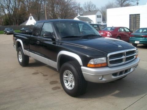 2003 Dodge Dakota SLT Club Cab 4x4 Data, Info and Specs