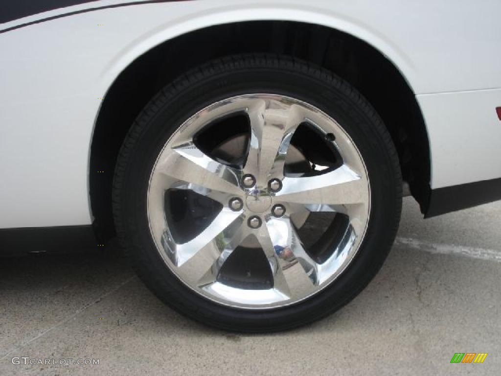 2011 Dodge Challenger R/T Wheel Photo #48596575