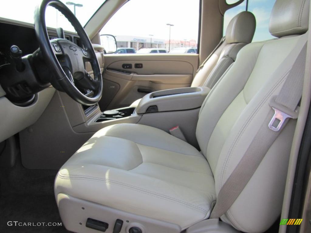 2004 Tahoe LT 4x4 - Sandalwood Metallic / Tan/Neutral photo #7