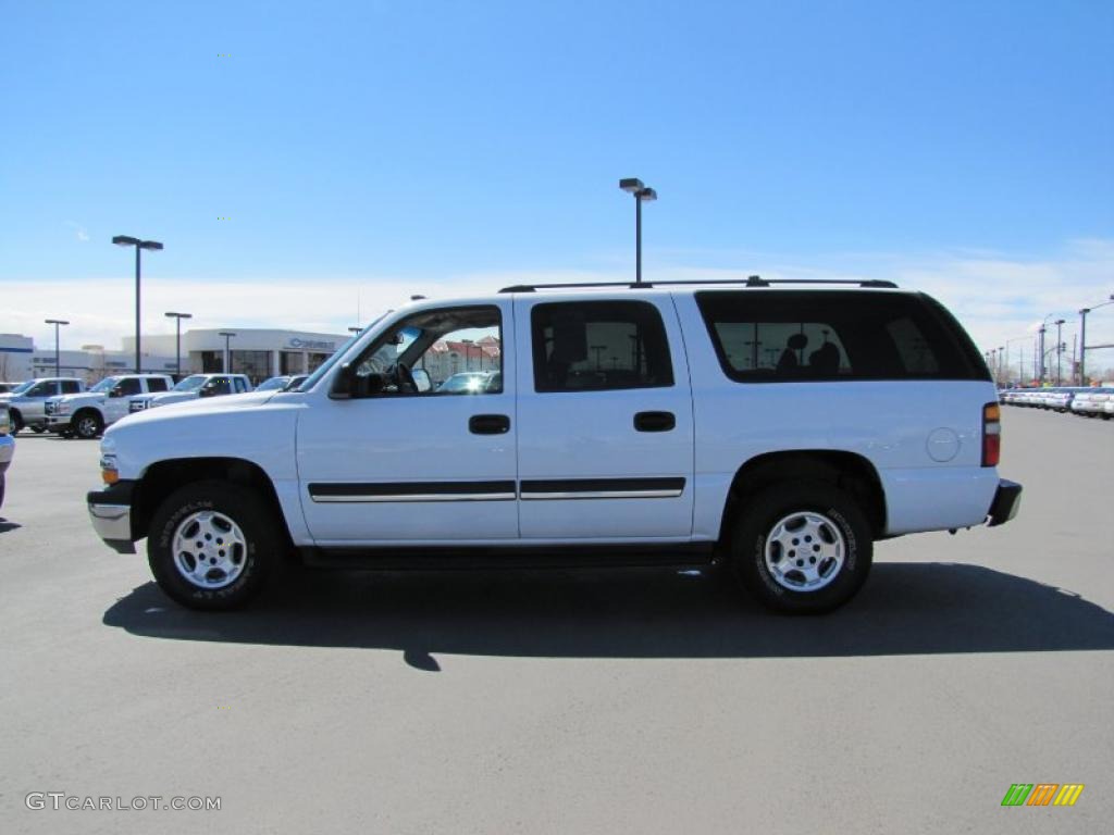 2004 Suburban 1500 LS 4x4 - Summit White / Gray/Dark Charcoal photo #2