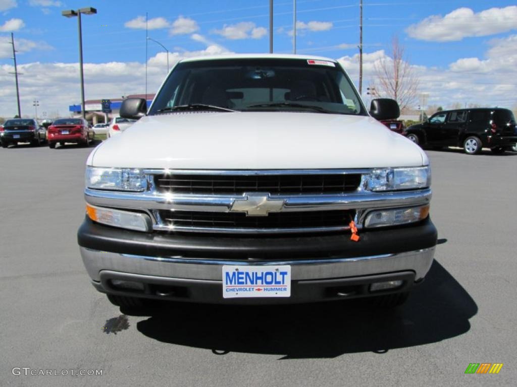 2004 Suburban 1500 LS 4x4 - Summit White / Gray/Dark Charcoal photo #15