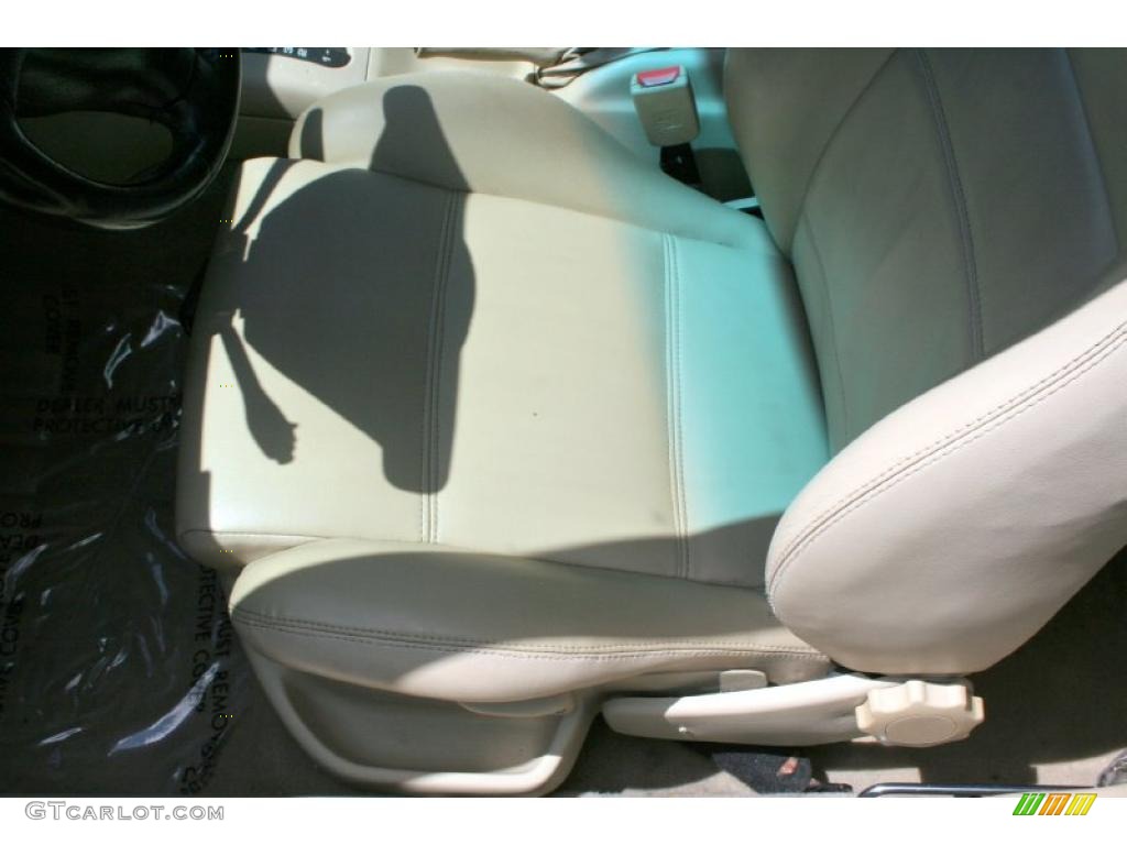 2001 Cabrio GLX - Black / Beige photo #33