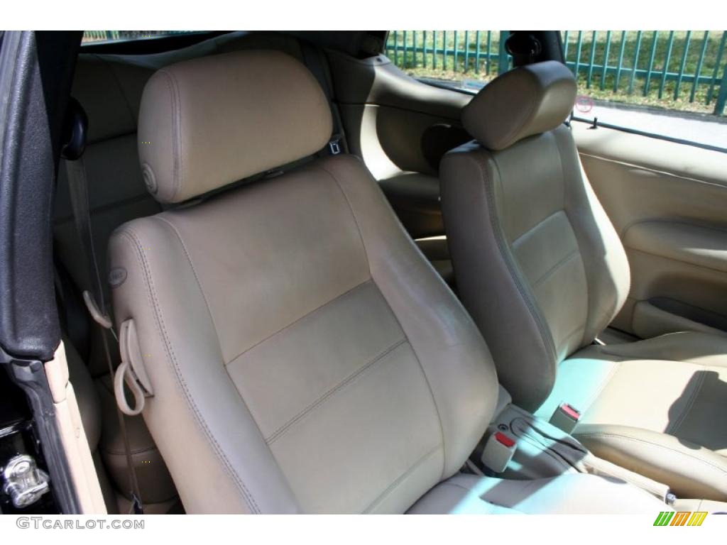 2001 Cabrio GLX - Black / Beige photo #35