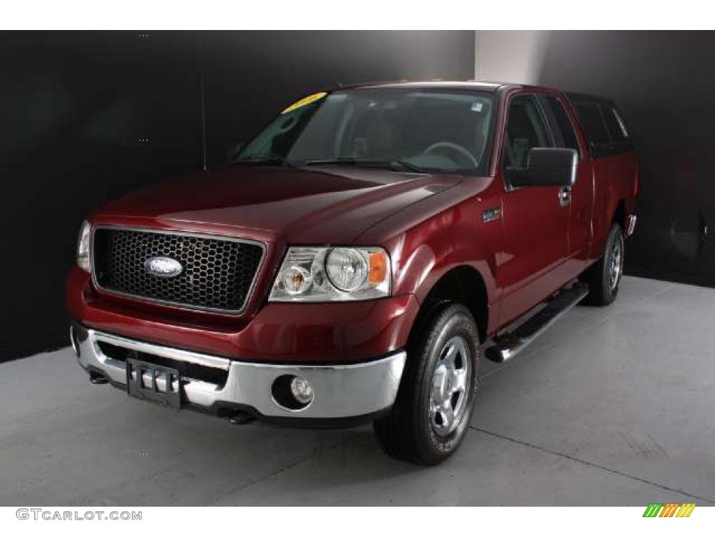 2006 F150 XLT SuperCab 4x4 - Dark Toreador Red Metallic / Medium/Dark Flint photo #2