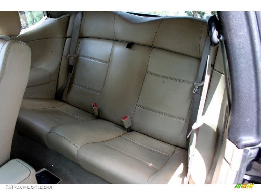 2001 Cabrio GLX - Black / Beige photo #43