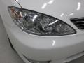Super White - Camry XLE Photo No. 10