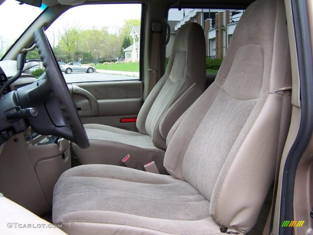 Neutral Interior 2004 Chevrolet Astro LS AWD Passenger Van Photo #48605180