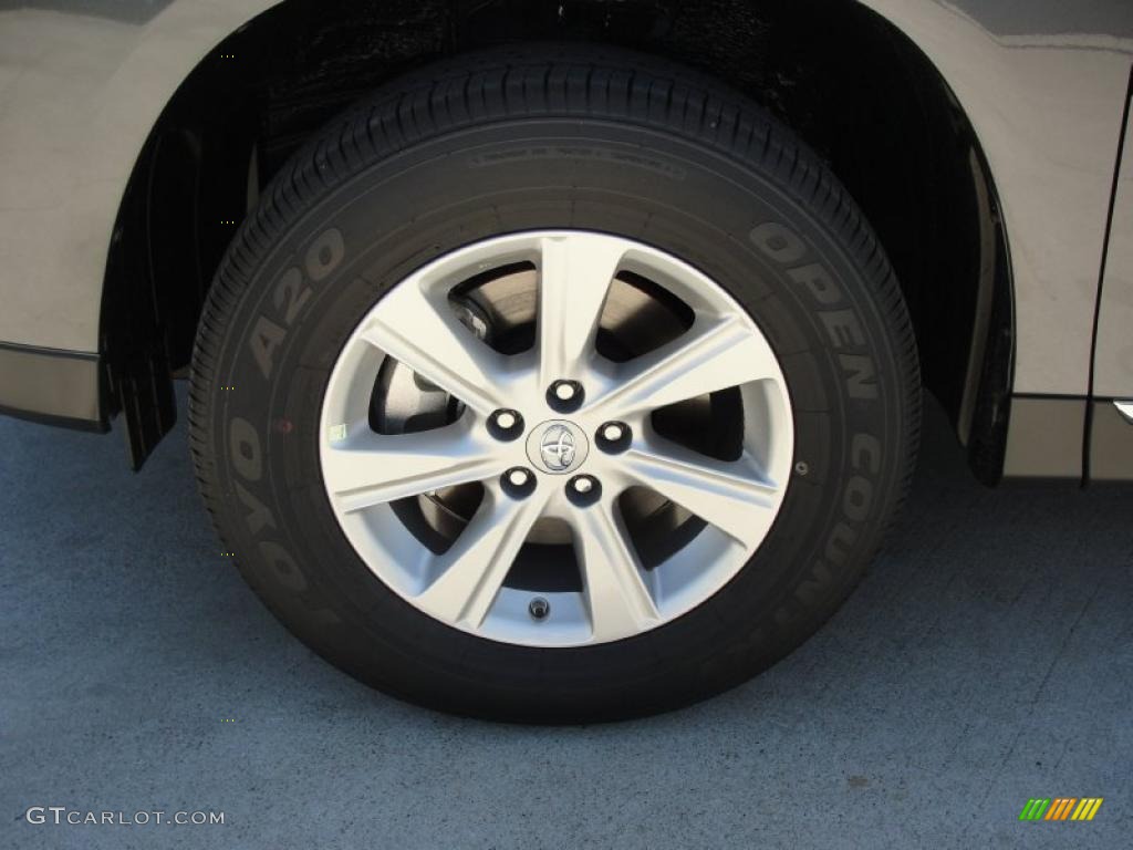 2011 Toyota Highlander Standard Highlander Model Wheel Photo #48605354