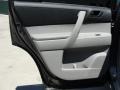 2011 Magnetic Gray Metallic Toyota Highlander   photo #21