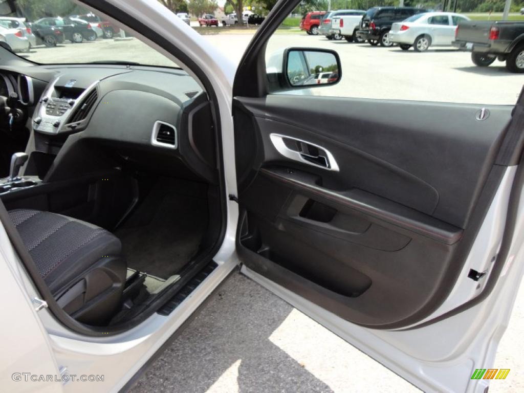 2010 Equinox LT - Silver Ice Metallic / Jet Black/Light Titanium photo #18