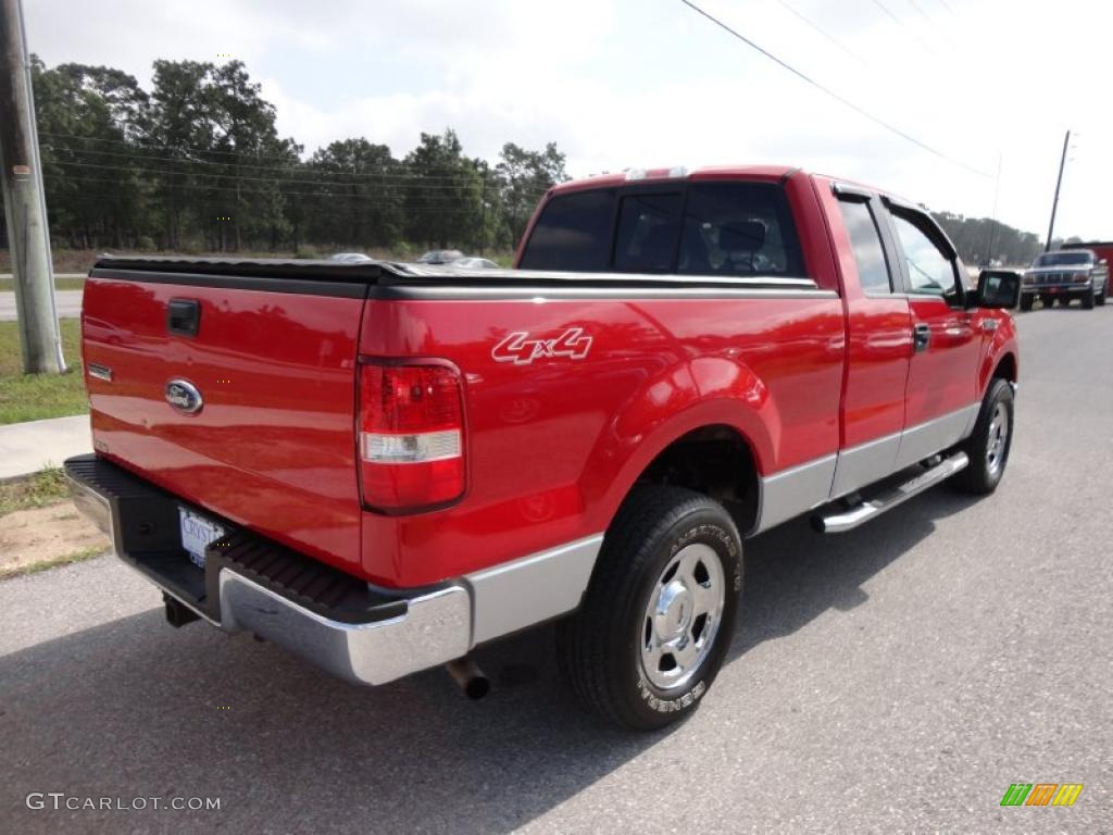 2006 F150 XLT SuperCab 4x4 - Bright Red / Medium/Dark Flint photo #8