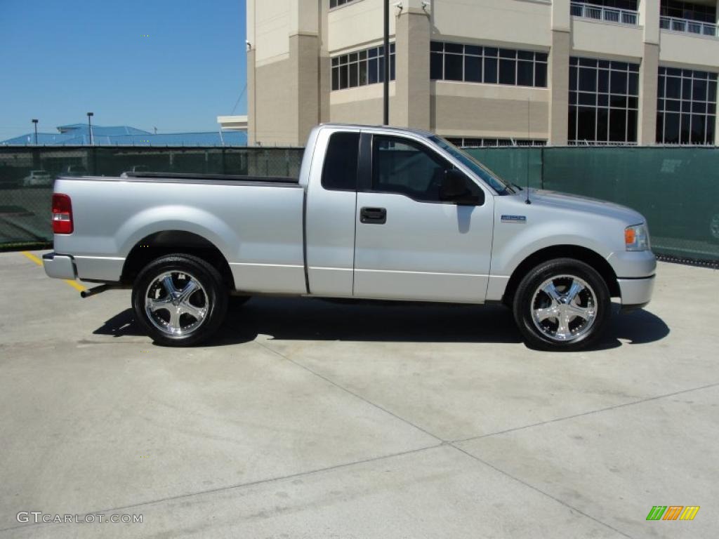 2005 F150 XLT Regular Cab - Silver Metallic / Medium Flint Grey photo #2