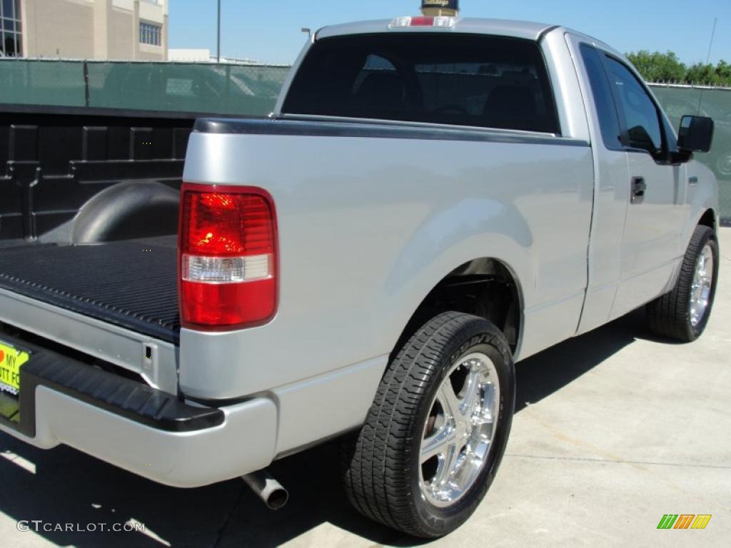 2005 F150 XLT Regular Cab - Silver Metallic / Medium Flint Grey photo #3