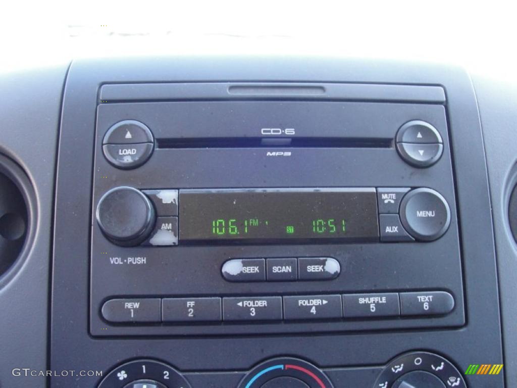 2005 F150 XLT Regular Cab - Silver Metallic / Medium Flint Grey photo #30
