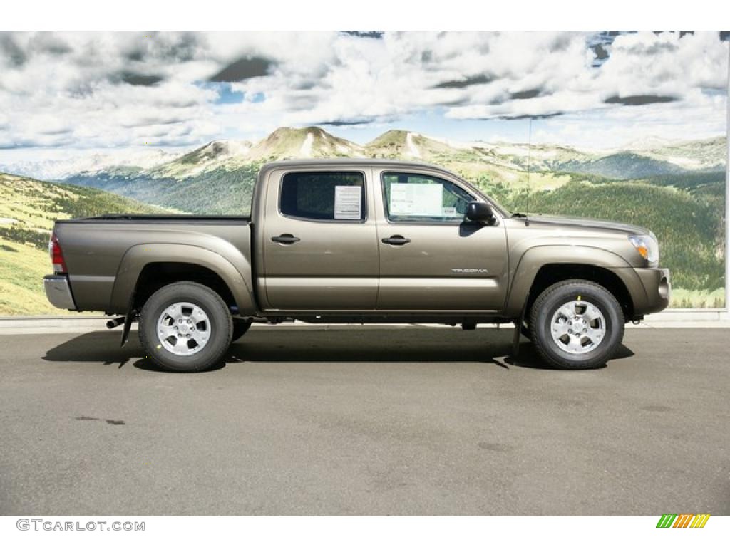 2011 Tacoma V6 SR5 Double Cab 4x4 - Pyrite Mica / Sand Beige photo #2