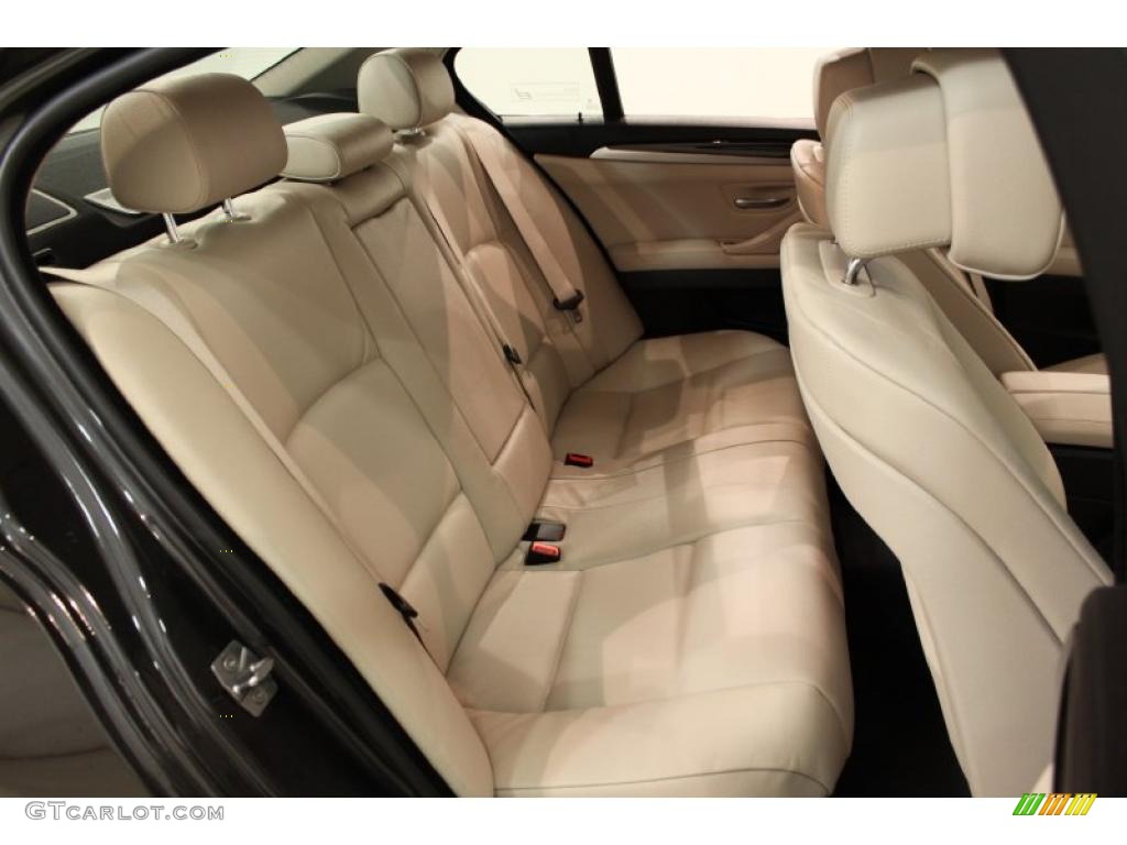 Oyster/Black Interior 2011 BMW 5 Series 535i xDrive Sedan Photo #48611771