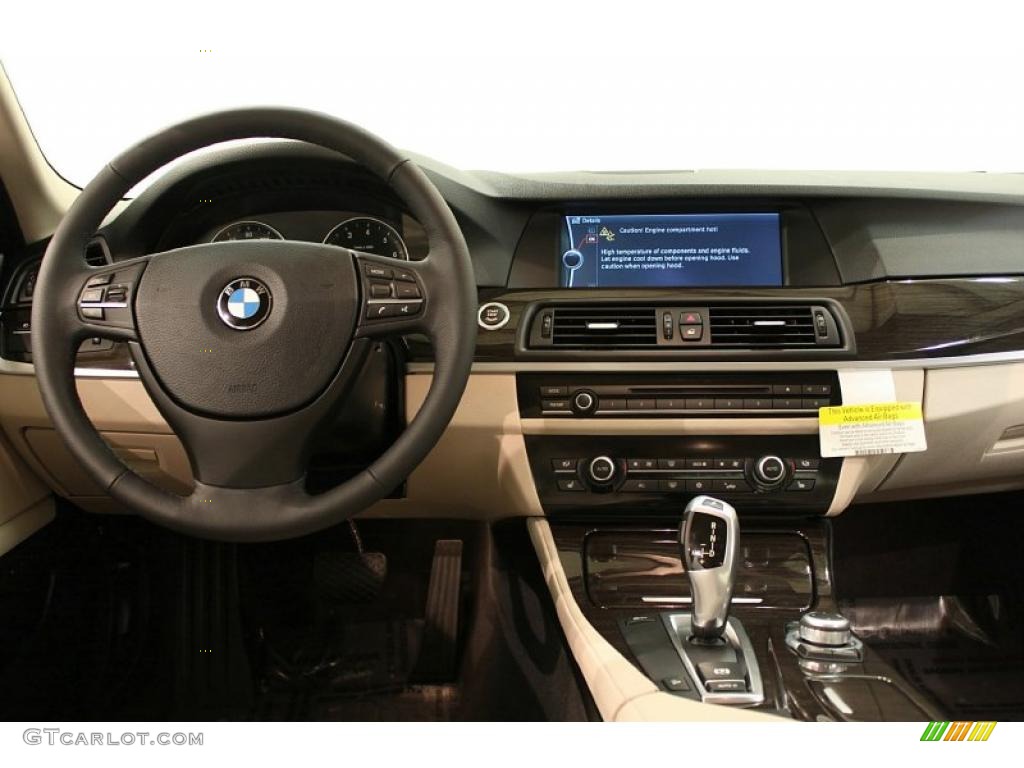 2011 BMW 5 Series 535i xDrive Sedan Oyster/Black Dashboard Photo #48611805