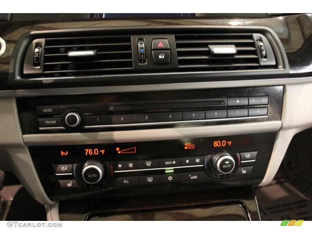 2011 BMW 5 Series 535i xDrive Sedan Controls Photo #48612430