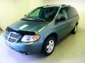 Magnesium Pearl - Grand Caravan SXT Photo No. 3
