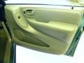 Magnesium Pearl - Grand Caravan SXT Photo No. 11