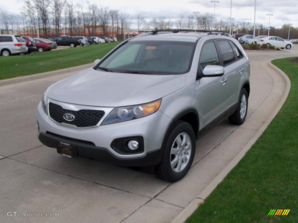 2011 Sorento LX - Bright Silver / Gray photo #7