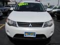 Diamond White Pearl - Outlander LS 4WD Photo No. 21