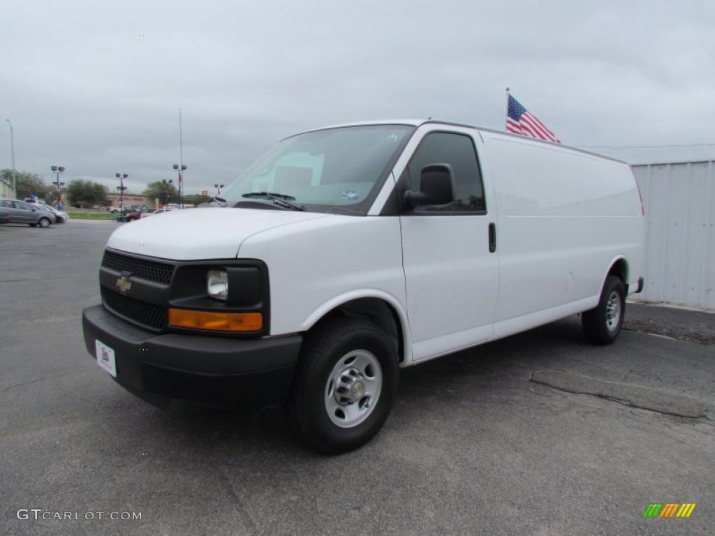 2011 Express 2500 Cargo Van - Summit White / Medium Pewter photo #3