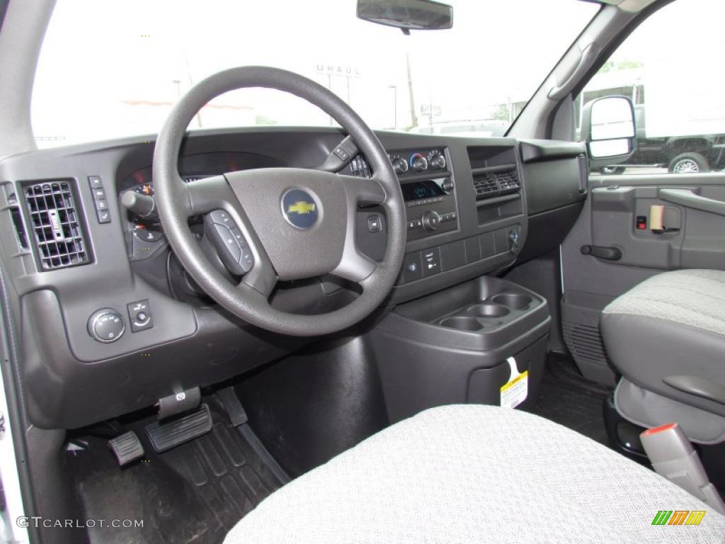 2011 Chevrolet Express 2500 Cargo Van Dashboard Photos