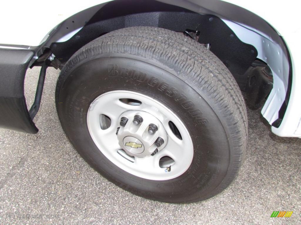 2011 Express 2500 Cargo Van - Summit White / Medium Pewter photo #20