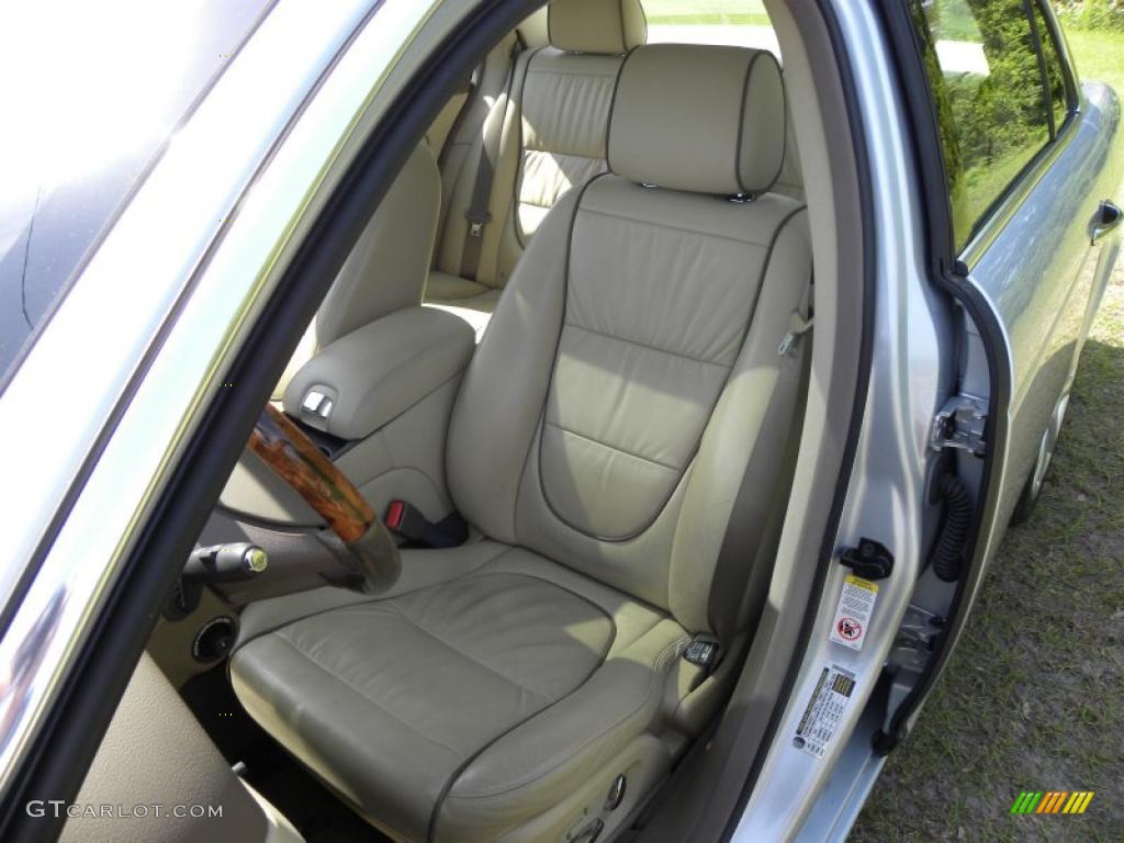 Champagne/Mocha Interior 2008 Jaguar XJ XJ8 Photo #48615686