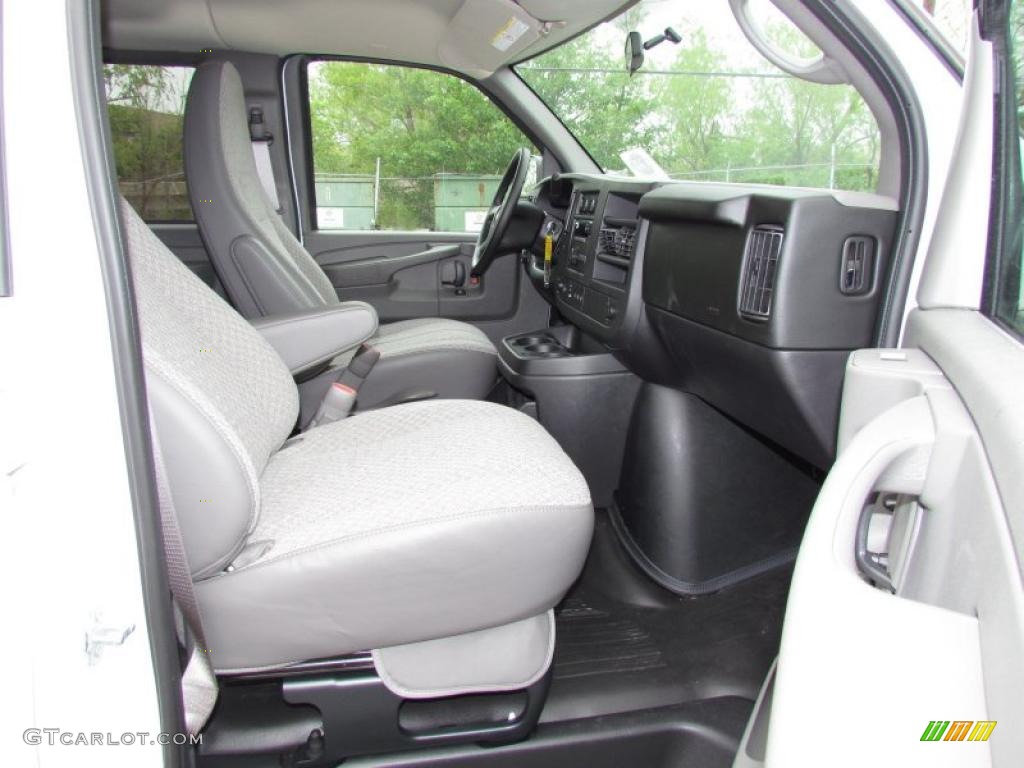 Medium Pewter Interior 2011 Chevrolet Express LS 3500 Passenger Van Photo #48616583