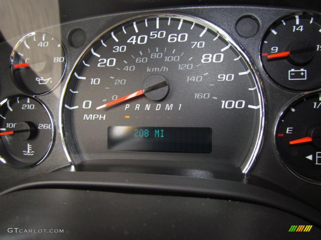 2011 Chevrolet Express LS 3500 Passenger Van Gauges Photos