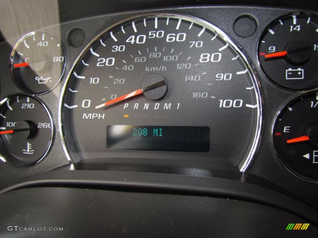 2011 Chevrolet Express LS 3500 Passenger Van Gauges Photo #48616775