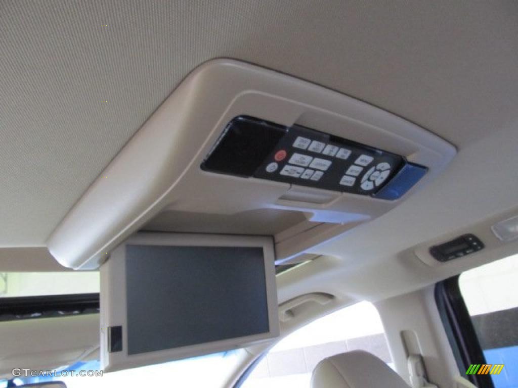 2011 Honda Odyssey Touring Controls Photo #48618161