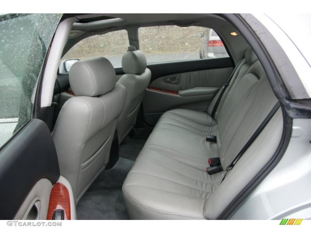 Gray Interior 2004 Mitsubishi Diamante LS Photo #48619760