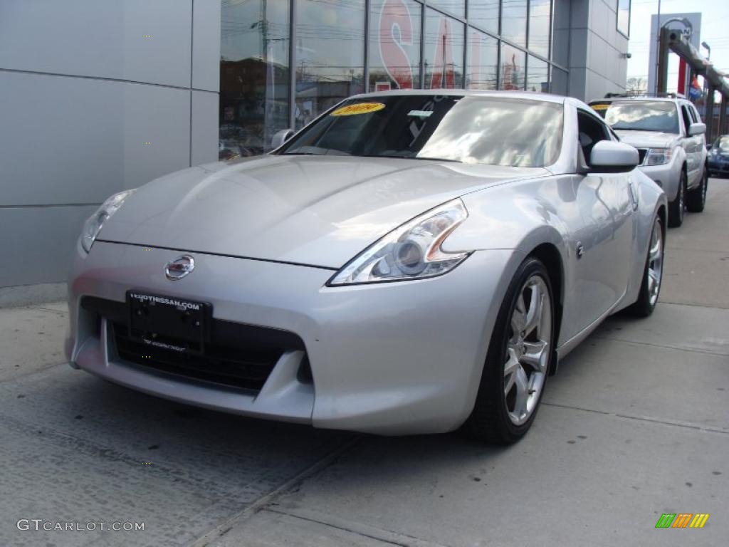Brilliant Silver 2009 Nissan 370Z Sport Coupe Exterior Photo #48620102