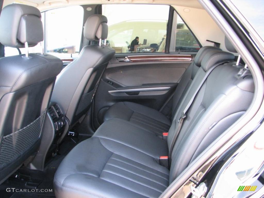 Black Interior 2008 Mercedes-Benz ML 550 4Matic Photo #48623309