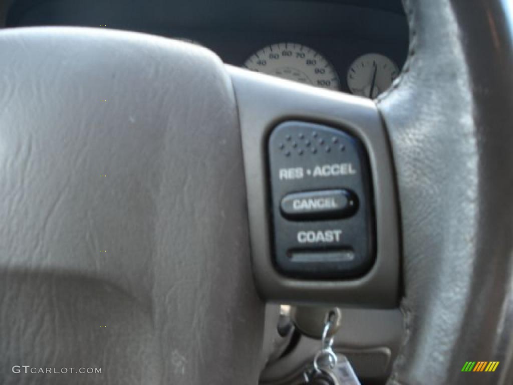 2004 Grand Cherokee Limited - Brillant Black Crystal Pearl / Taupe photo #18