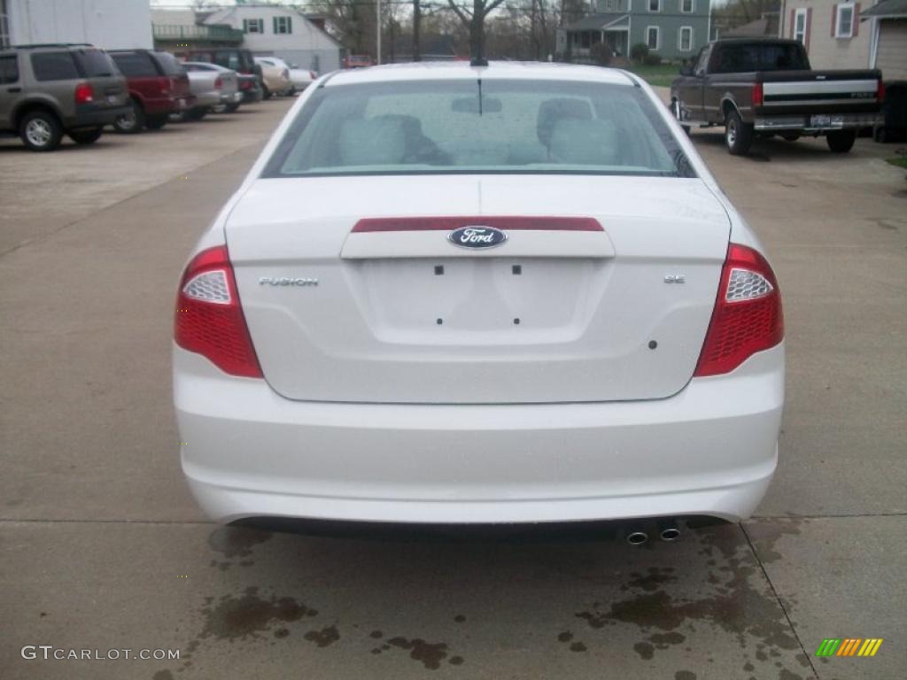 2011 Fusion SE - White Suede / Medium Light Stone photo #6