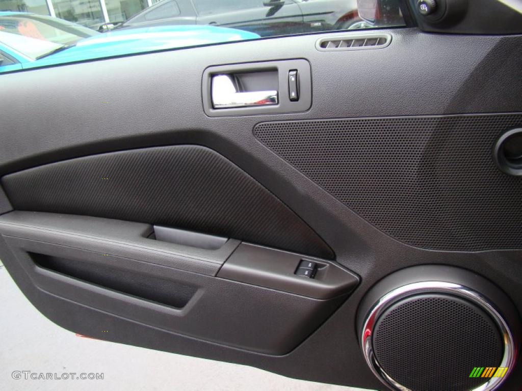 2011 Ford Mustang GT/CS California Special Coupe CS Charcoal Black/Carbon Door Panel Photo #48627552