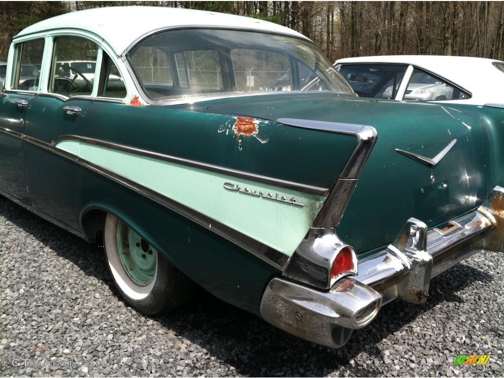 1957 Highland Green Chevrolet 210 4 Door #48581453 Photo #4 | GTCarLot