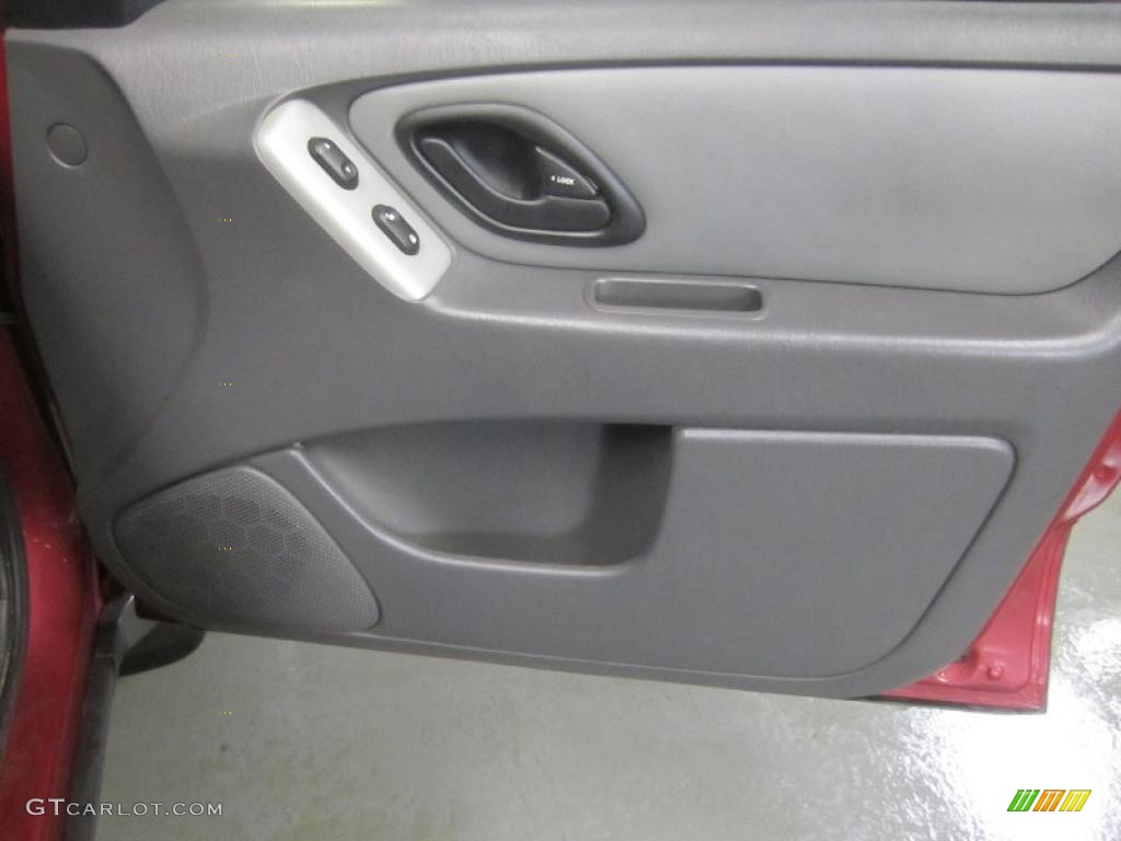 2006 Escape XLT V6 4WD - Redfire Metallic / Medium/Dark Flint photo #22