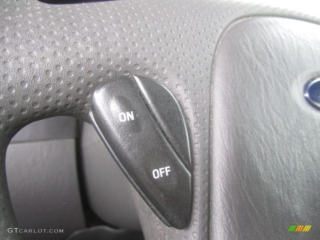 2006 Escape XLT V6 4WD - Redfire Metallic / Medium/Dark Flint photo #28