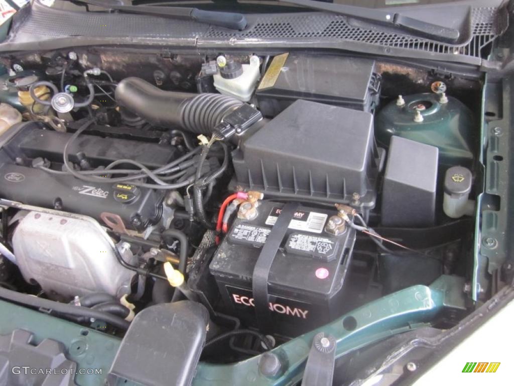 2001 Focus SE Sedan - Rainforest Green Metallic / Medium Pebble photo #35