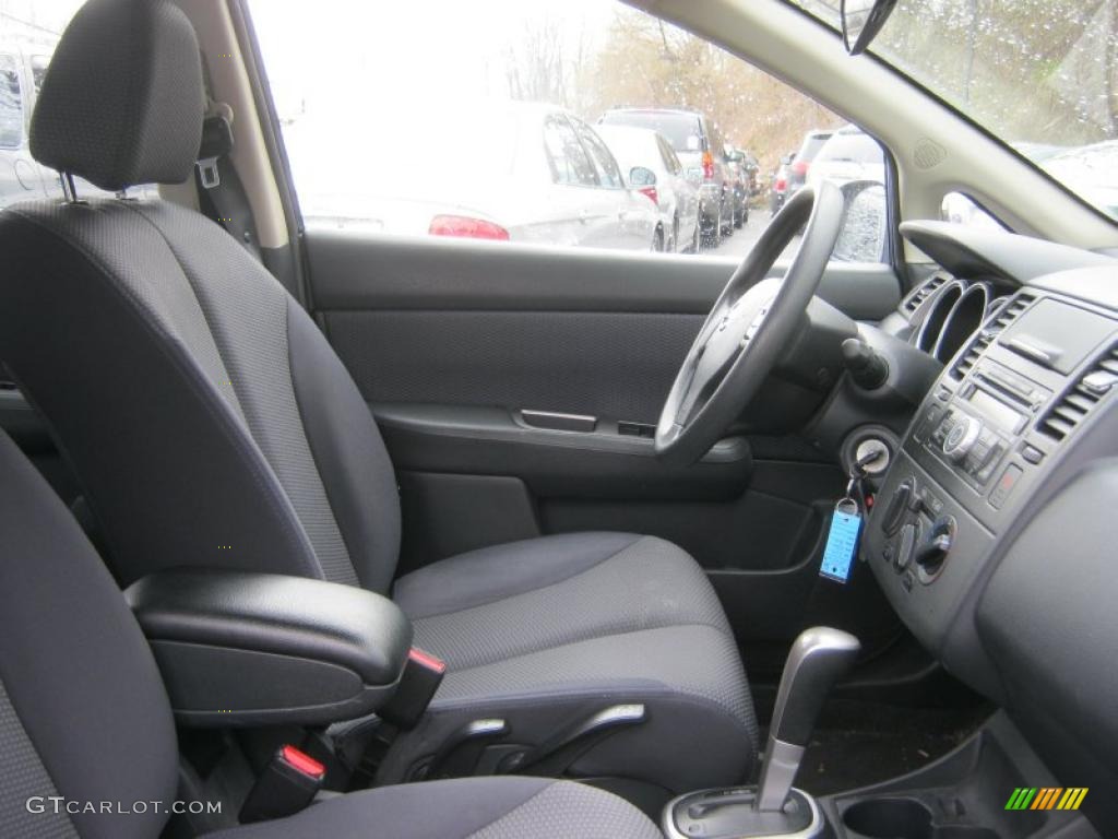 2009 Versa 1.8 SL Hatchback - Blue Onyx / Charcoal photo #7