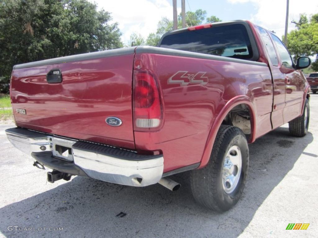 2002 F150 XL SuperCab 4x4 - Bright Red / Medium Parchment photo #12