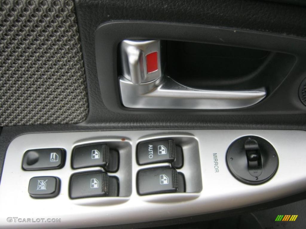 2008 Kia Spectra 5 SX Wagon Controls Photo #48636380