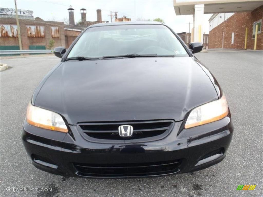 2002 Accord SE Coupe - Nighthawk Black Pearl / Charcoal photo #10