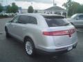 2010 Ingot Silver Metallic Lincoln MKT FWD  photo #9